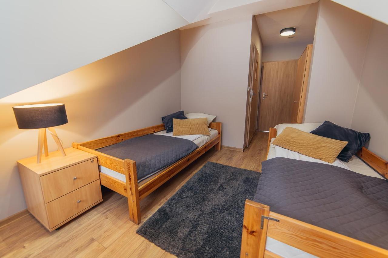 Hotel Gosciniec Pod Lilijka à Podzamcze  Extérieur photo